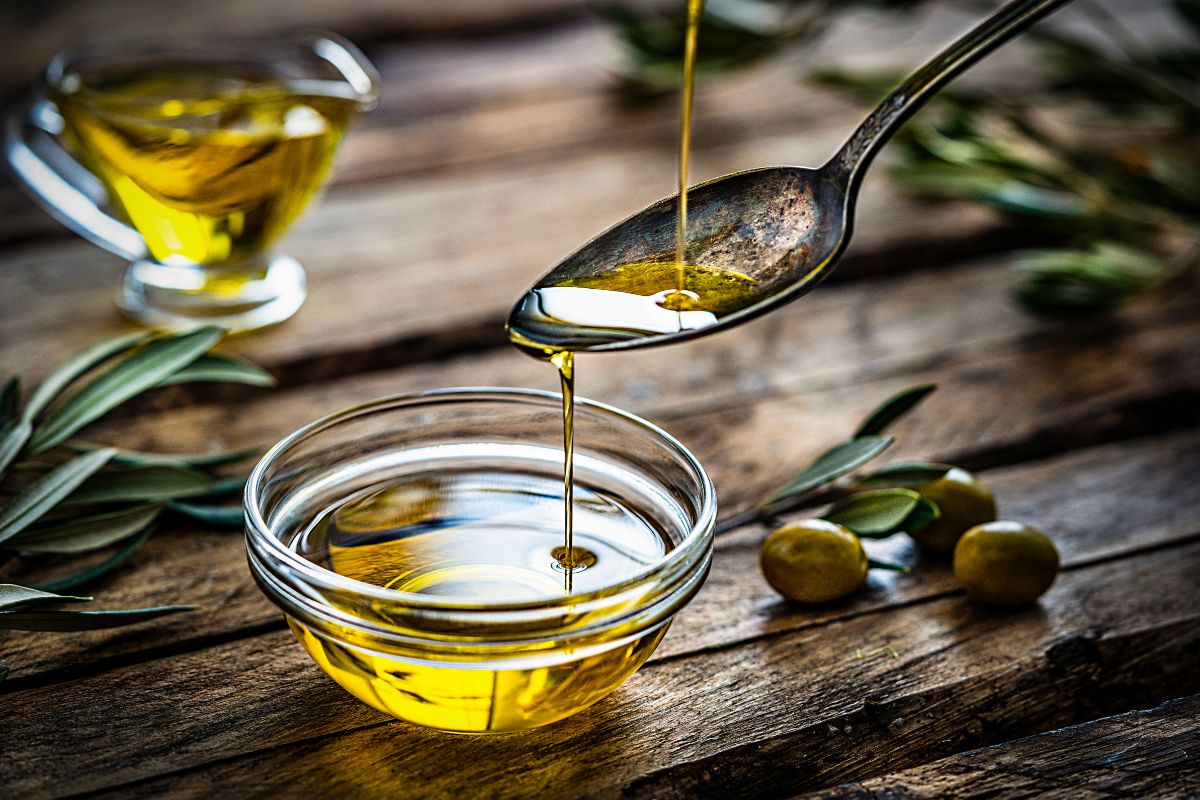 What makes extra virgin olive oil “extra virgin”?
