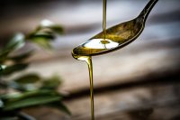 When is the best time to buy olive oil?