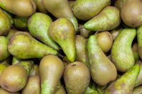Pile of pears Conference pear prices in Spain and the Netherlands are the highest for the season since 2011