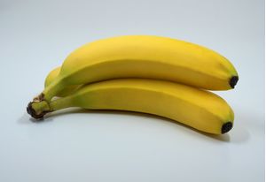 Μπανάνες Deloro Εκουαδόρ 1kg (Ελάχιστη ποσότητα 1,100γραμ.)