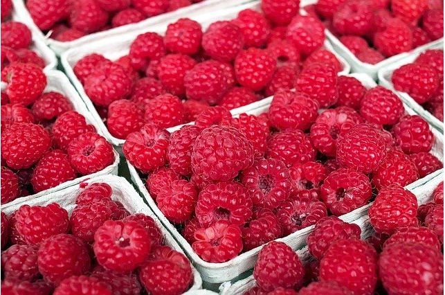 Batomoyro Raspberries Temaxio 125 150gr Agios Iwannhs Renths Wikifarmer