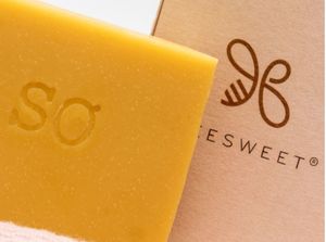 Honey and Beeswax Soap (100g)