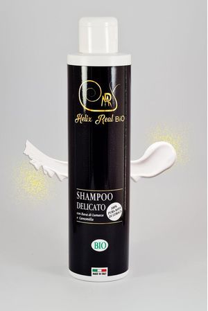 Helix Real BÍO - Gentle Shampoo with Snail Mucin and Chamomile - 200ml