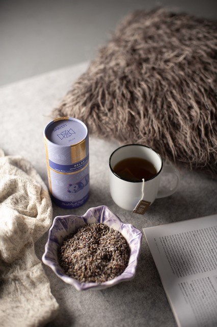 SARISTI Relax Organic Herbal Tea Blend , Golden Edition , Carton Cylinder