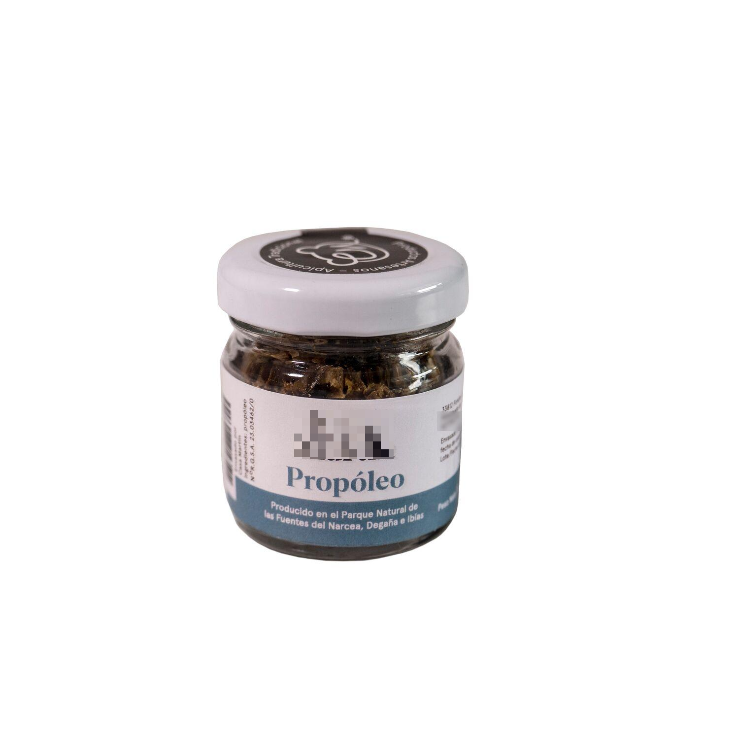 Propolis in chunks collected in 10g jars