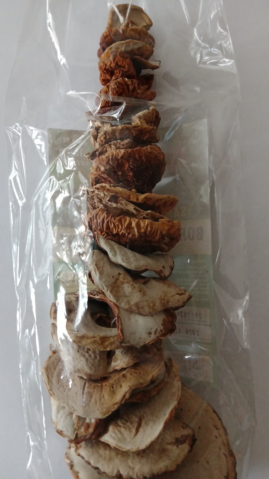 Dried mushrooms