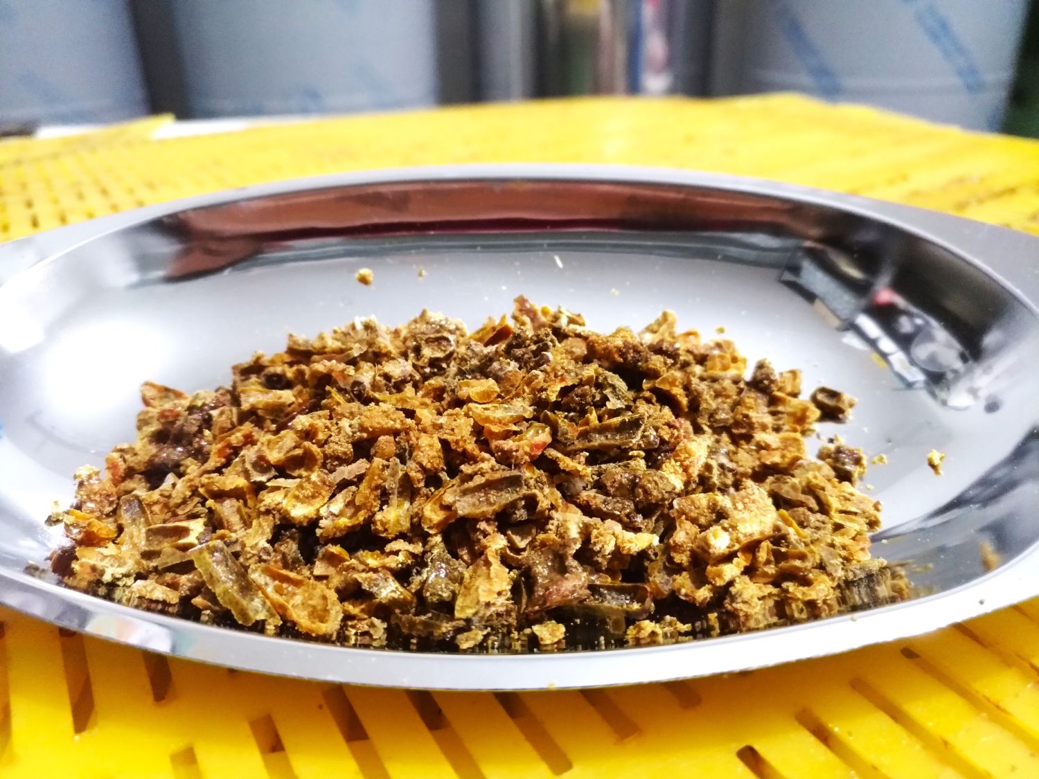 100% Italian Raw Propolis