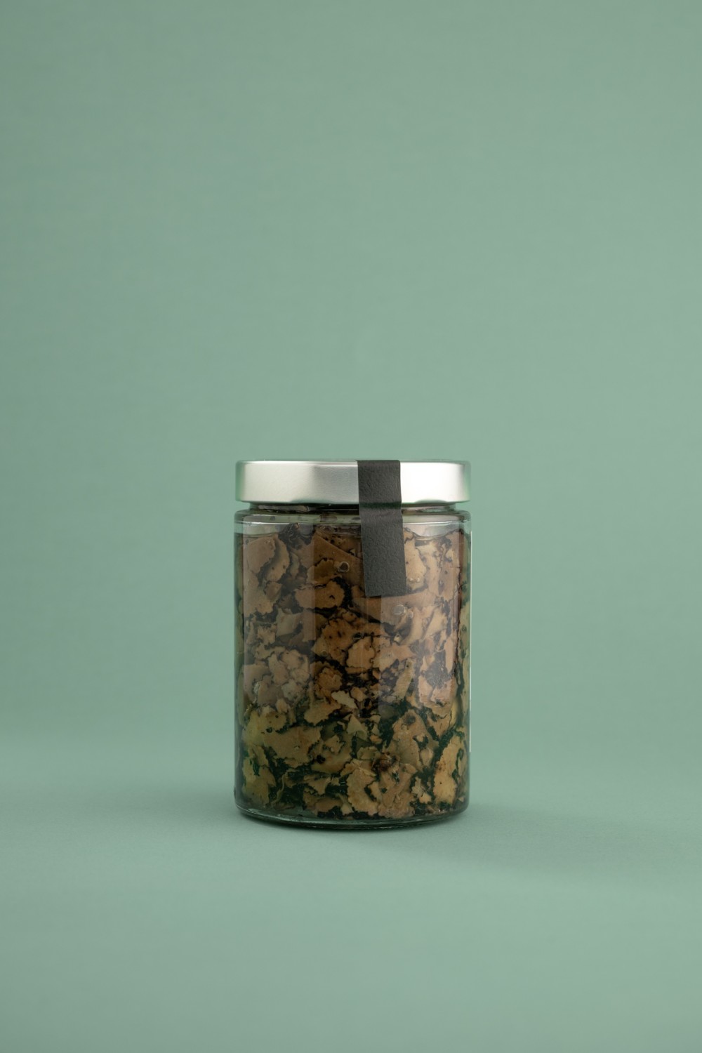 Thin slices of Black Truffle (Carpaccio) in oil 500 gr-Sliced Black Truffle Carpaccio in Oil 500 gr