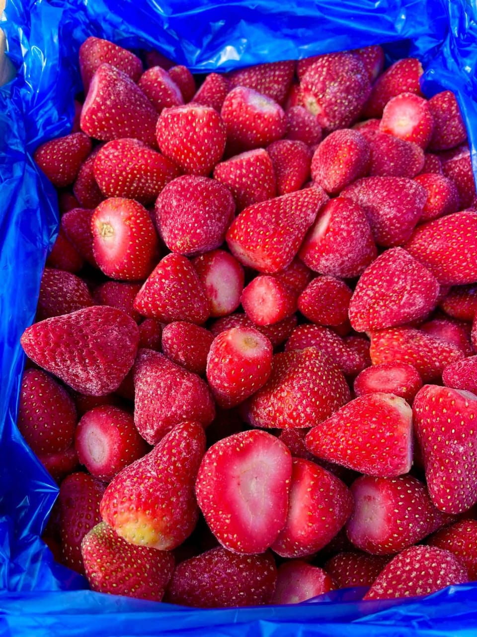 IQF Frozen strawberry uncalibrated grade A -without calyx - 10kg carton -Origin Egypt