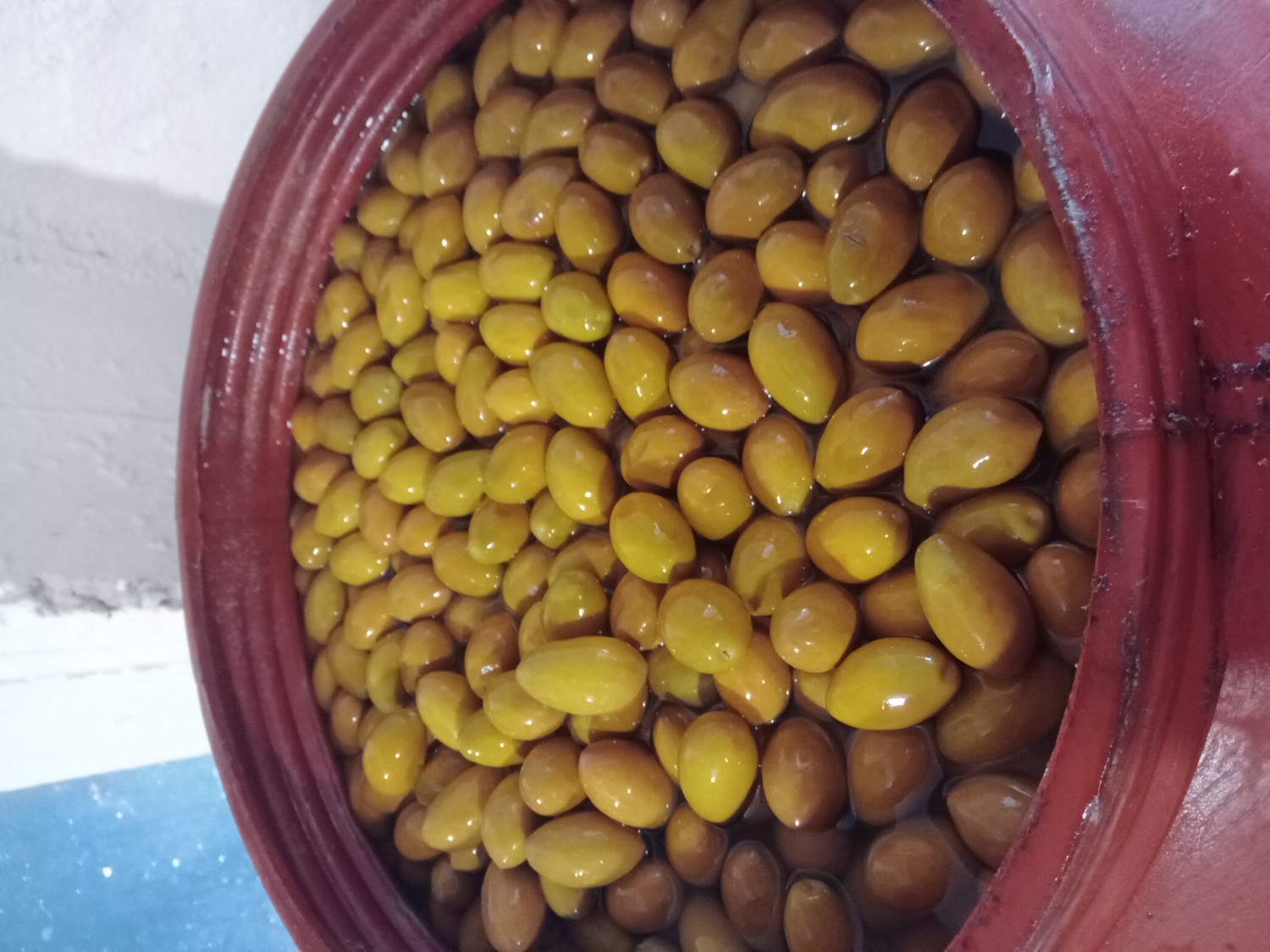 Gaidourelia Whole Olives Giants: 141-160 Plastic Keg 12kg