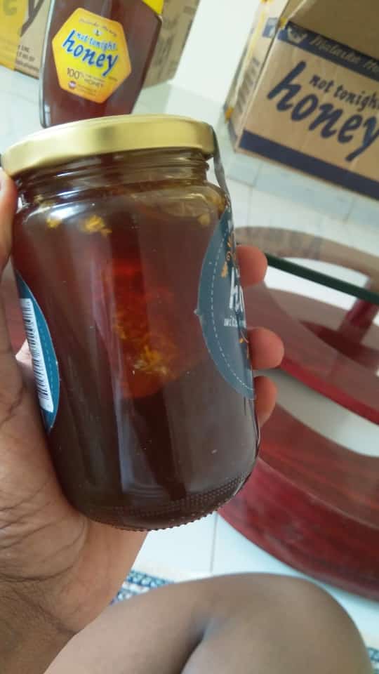 Glass Jar Honey with honeycomb 500g