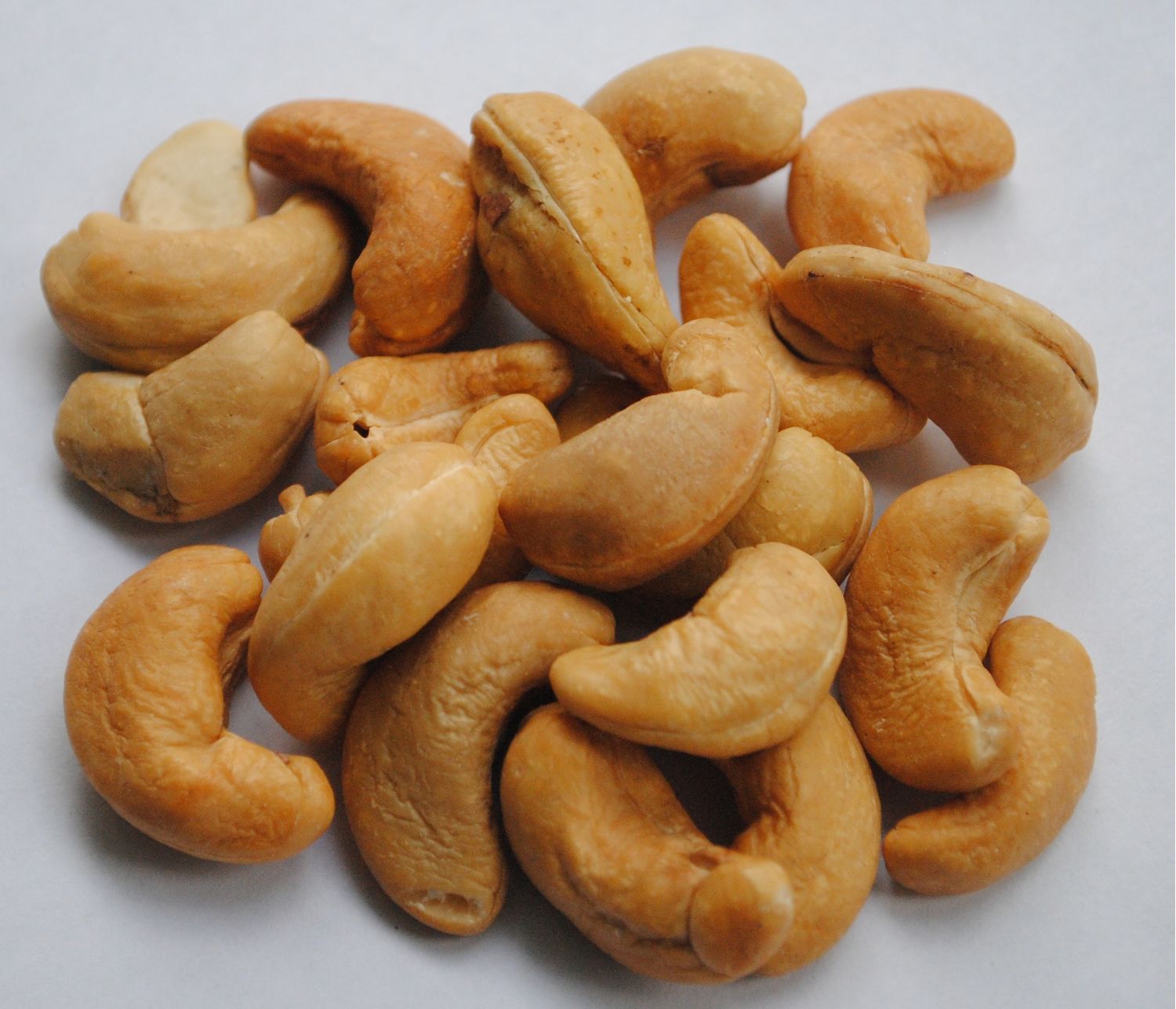 1kg cashew Nut seed - Fried with salt. Export quality