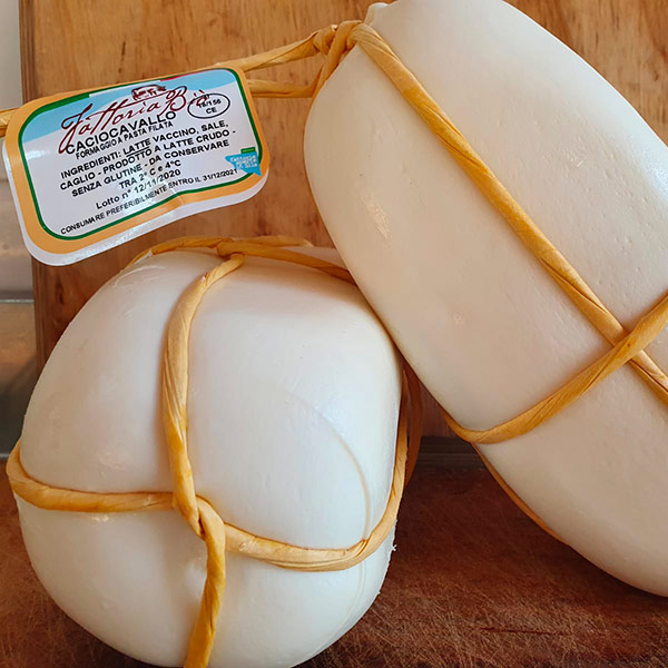 Fresh Caciocavallo - whole cheese from 1,2-1,3 Kg