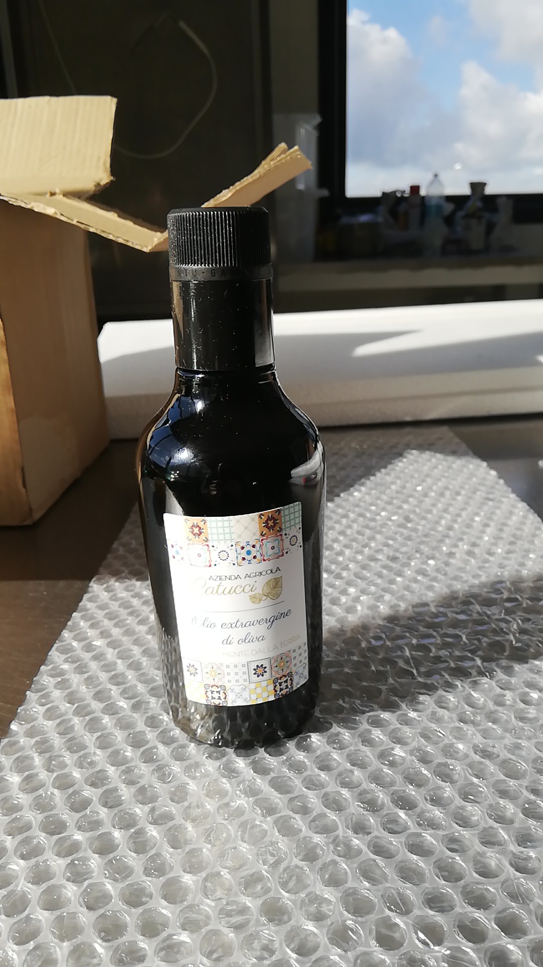 Extra virgin olive oil leccina quality 250ml bottle