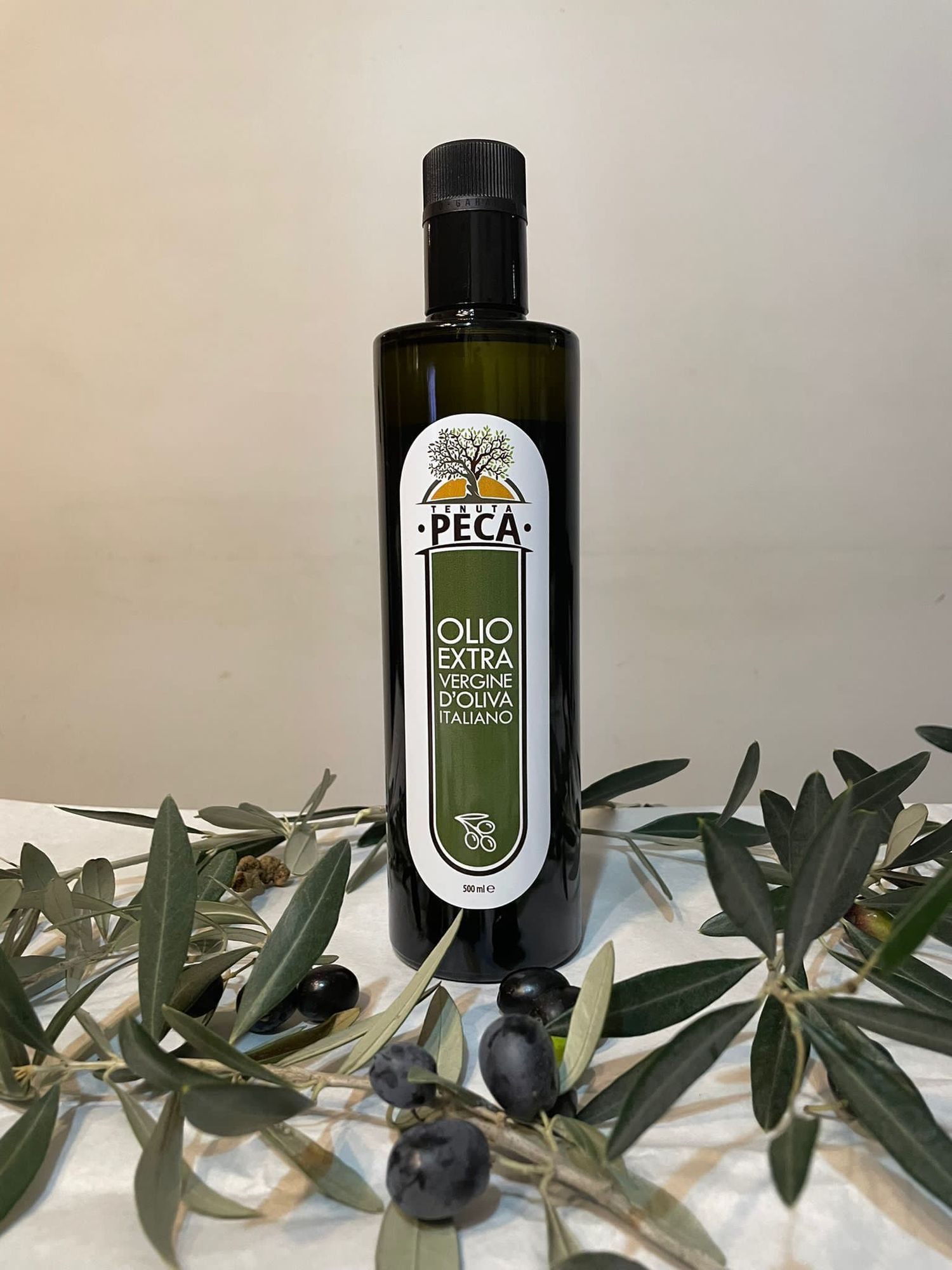 Italian extra virgin olive oil, cold pressed, varieties leccino, muraiolo, lecce del corno, 250ml; 500ml; 5L;