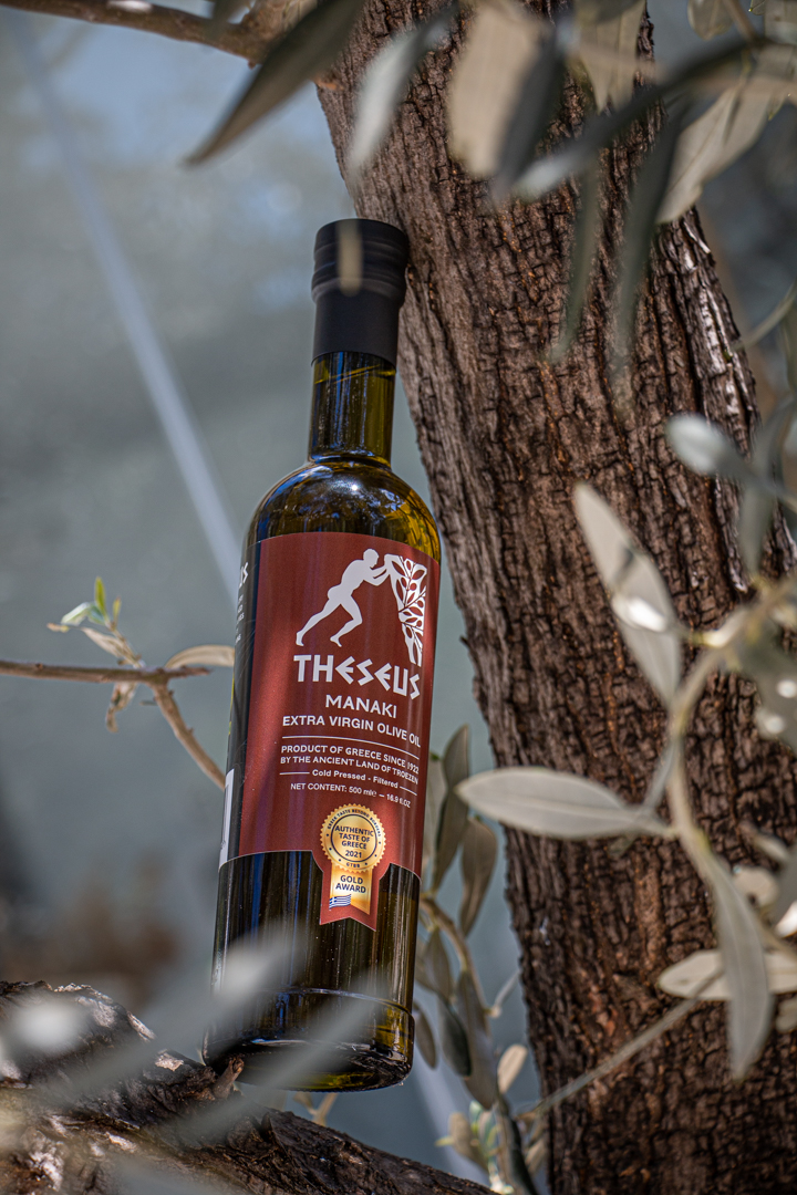 Organic Extra Virgin Olive Oil, MANAKI Variety 1L glass bottle