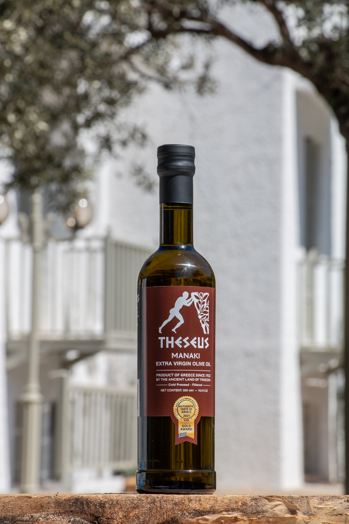 Organic Extra Virgin Olive Oil, MANAKI Variety 1L glass bottle