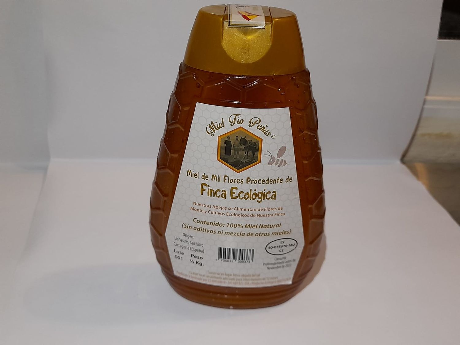 Raw Flower Honey, 1/2Kg plastic with dispenser or jar. From bees in an ecological certified farm.