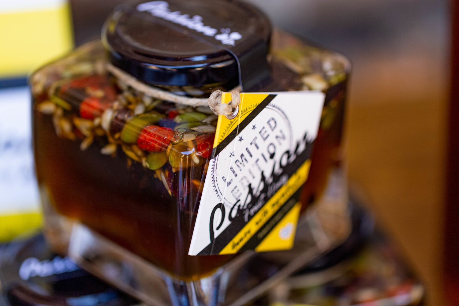 Organic honey with super foods (140gr)