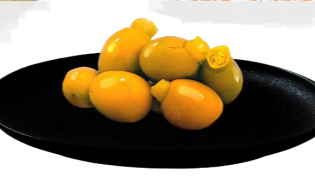 Manzanilla table olives with chili pepper. 500 gr
