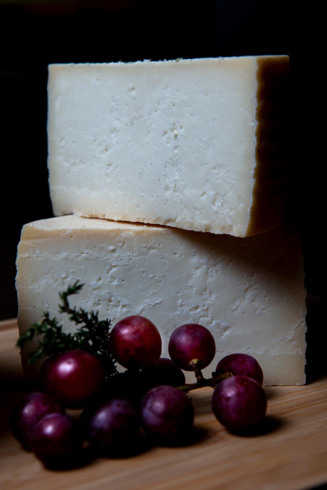 Semi-mature Cheese COLLADOS QUESERIA 1KG