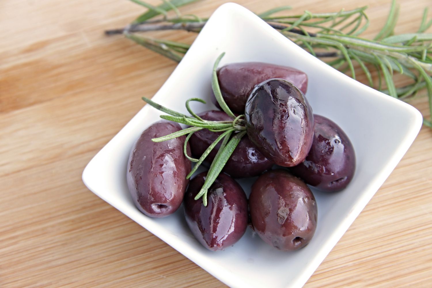 Black Olives of Pelion in Brine - Price 1kg