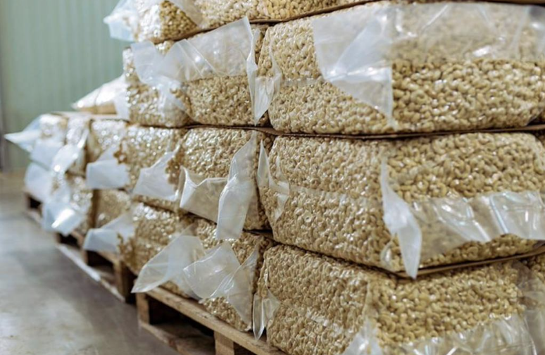 100% Organic Tanzanian Raw Cashew Nut Kernels - W180 W240 W320