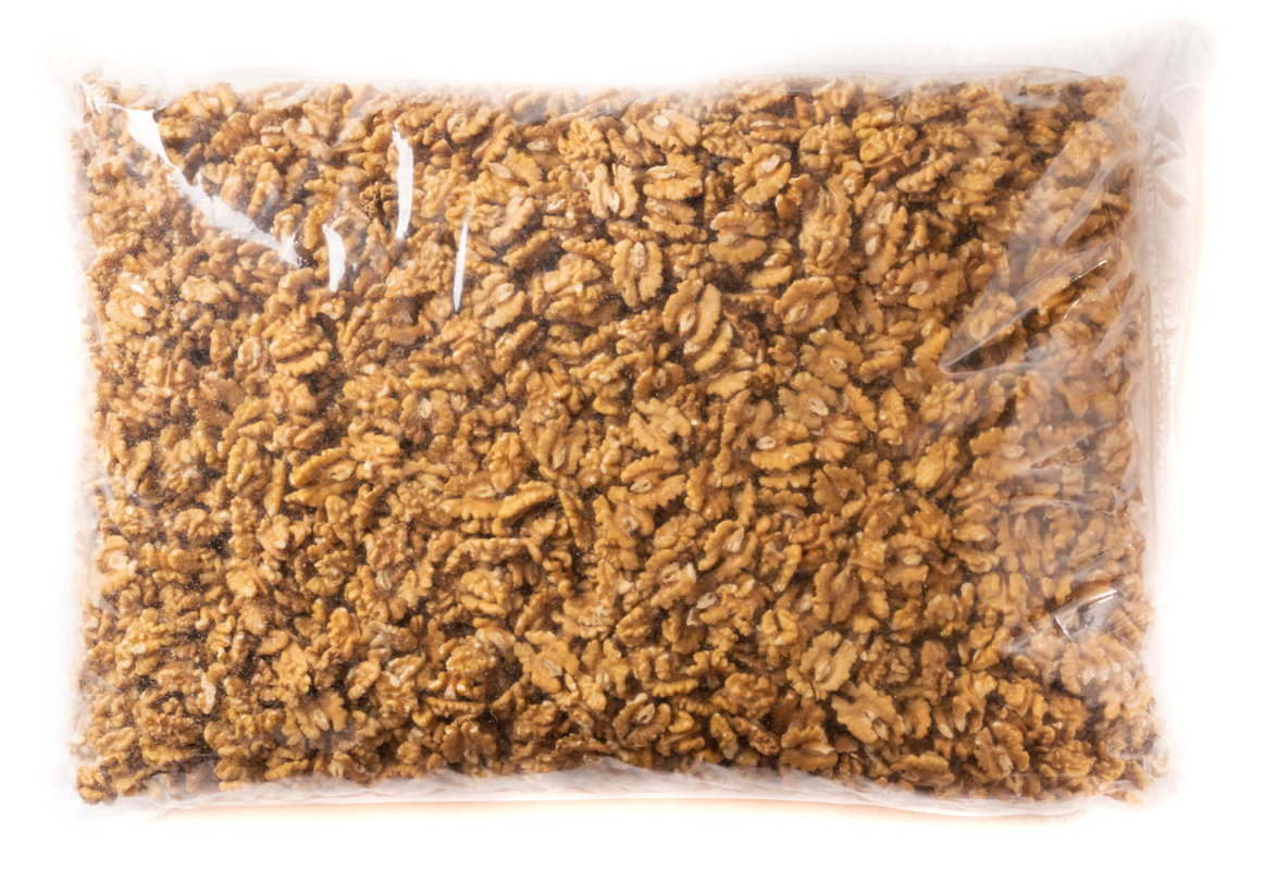 Shelled Walnut Chandler Premium Extra 10kg box (2 bags x 5kg nitrogen)
