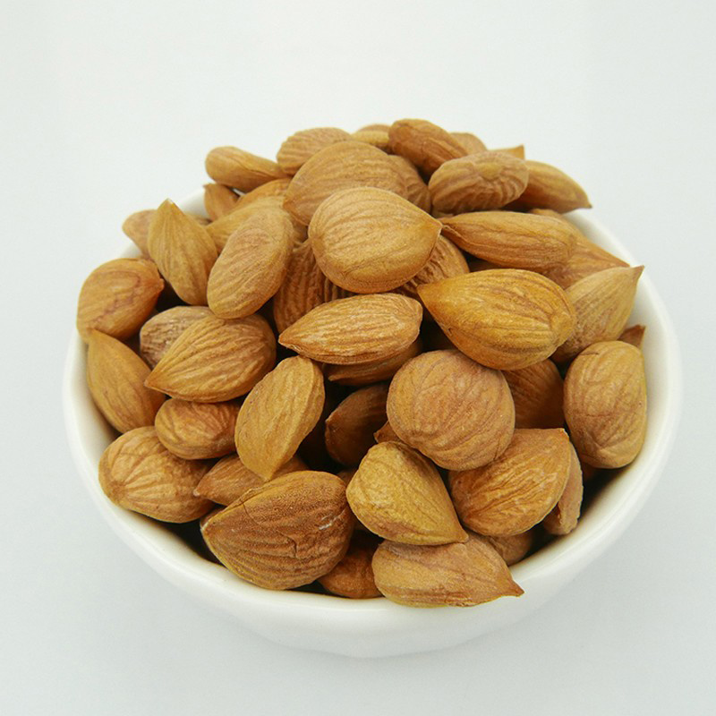 Sicilian shelled natural bitter almond (Vacuum envelope 500 gr)